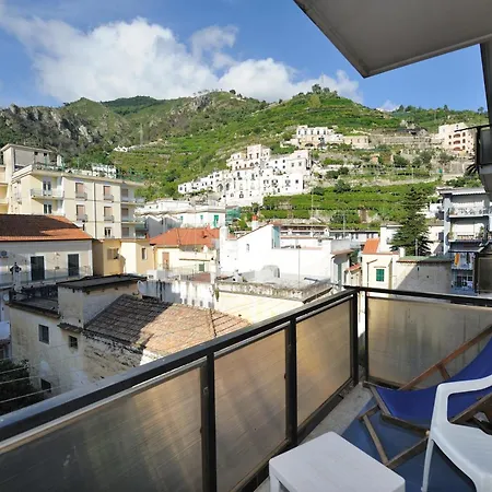Spacious In With Sea View - 110 M² * Maiori